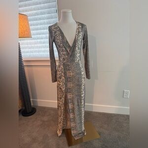 Honey punch Maxi Dress (Women’s Small)
